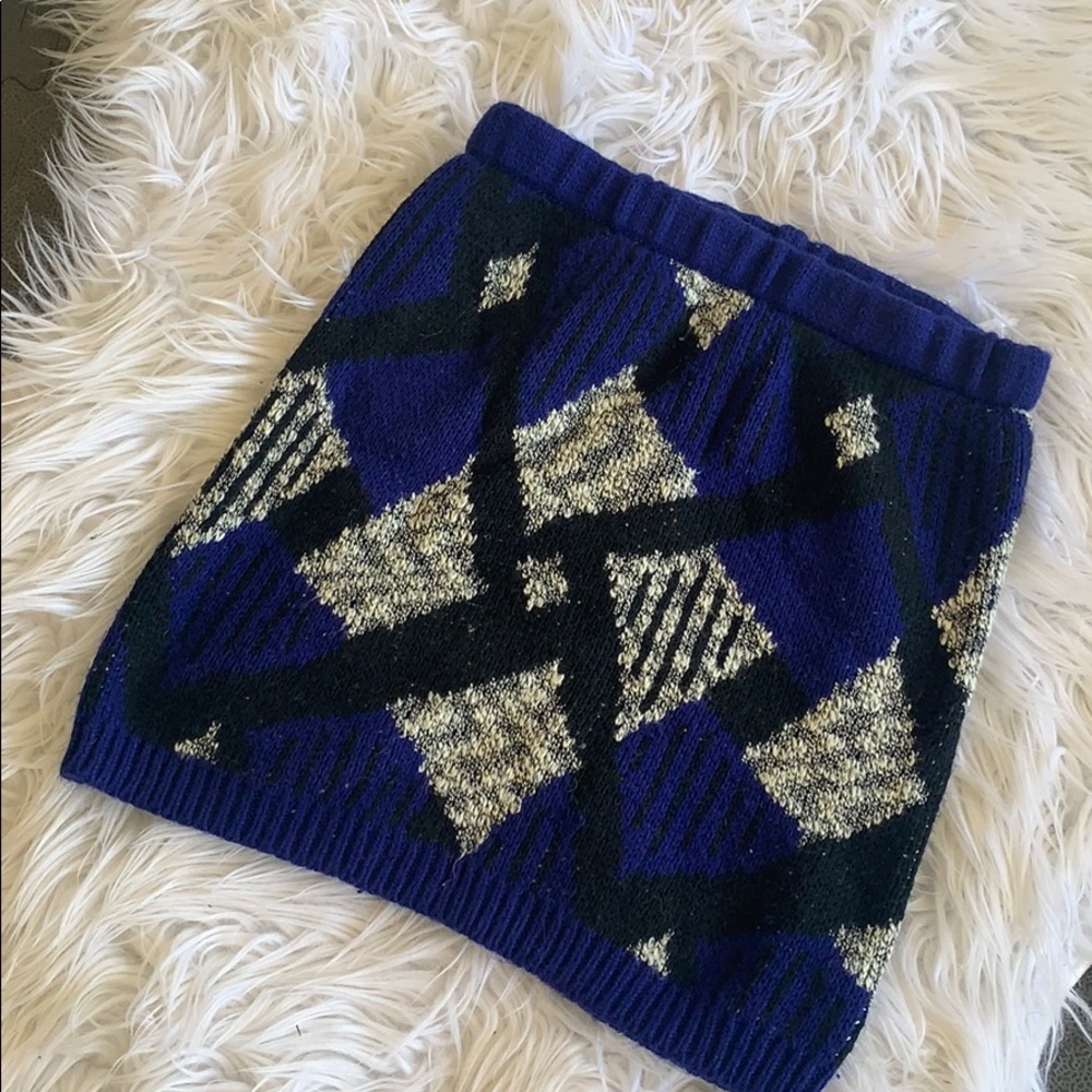 Knitted pencil skirt